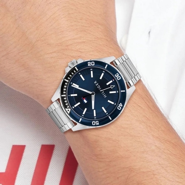 TOMMY HILFIGER moške ure 1792012 Logan