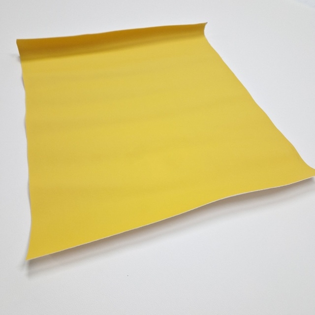 Umetno usnje, kos 160x46cm, rumena